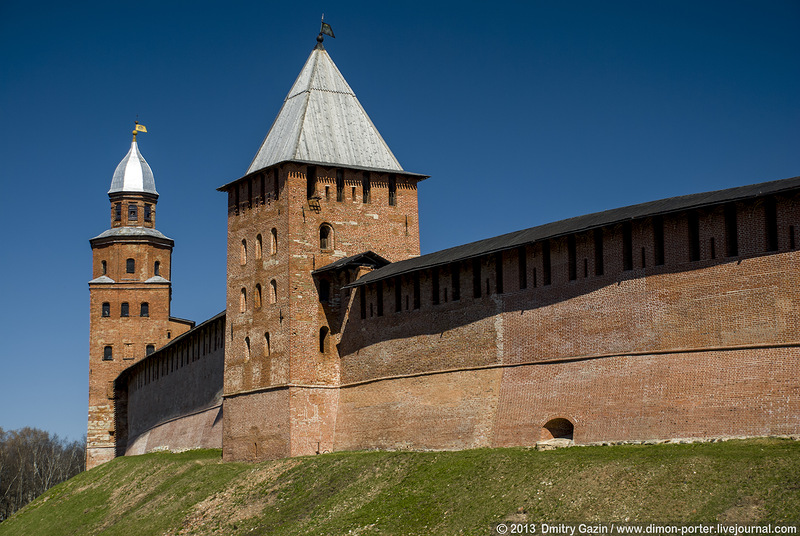 In 1065 the wooden Kremlin was attacked by the Prince of Polotsk, Vyacheslav Bryatislavovich. The fo...
