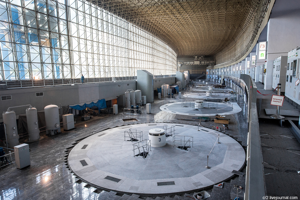 Sayano-Shushenskaya dam is the largest in Russia and the 9th in the world.