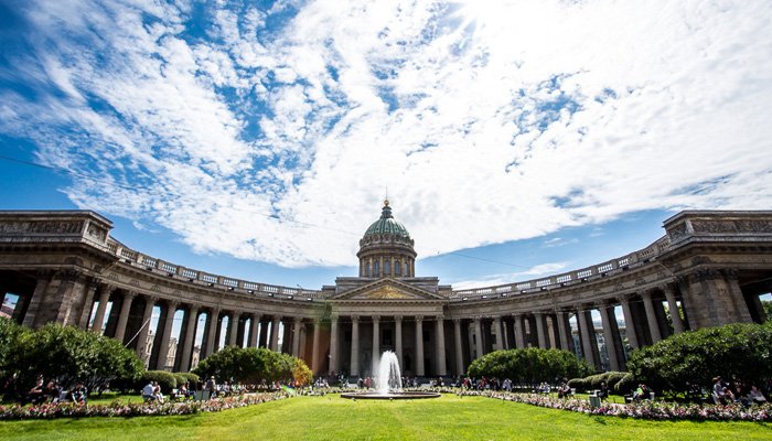 A Walk Around St. Petersburg